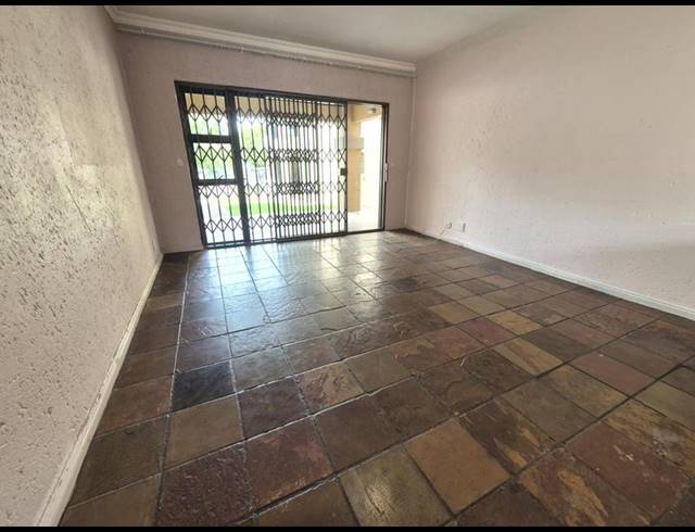 3 BEDROOM PROPERTY TO RENT IN WELTEVREDEN PARK